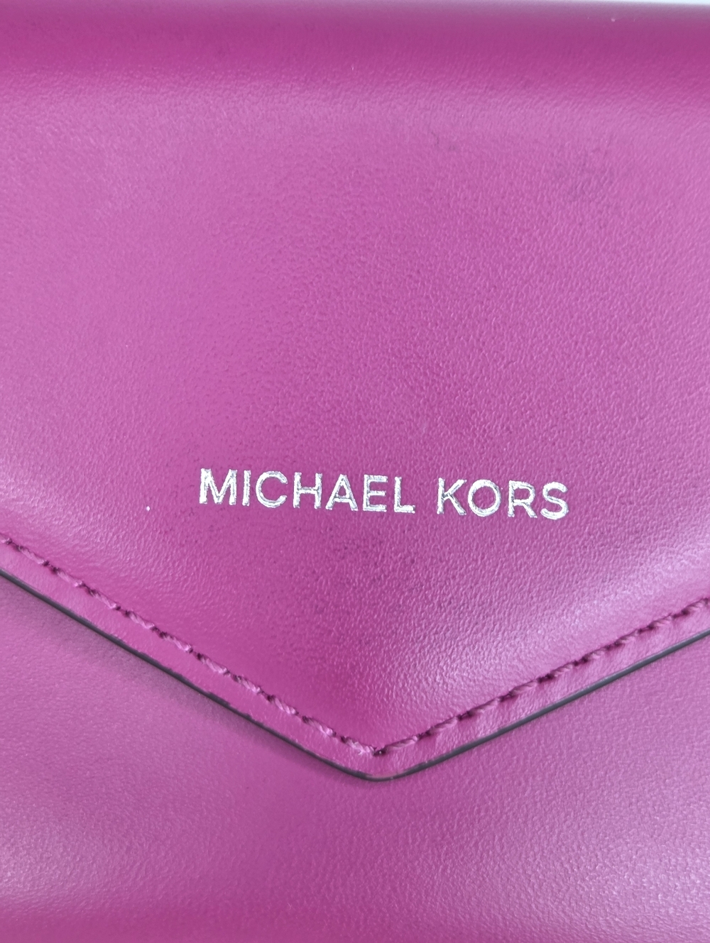 Michael Kors Women's Fuchsia Leather Trifold Envelope Wallet - Picture 9 of 13